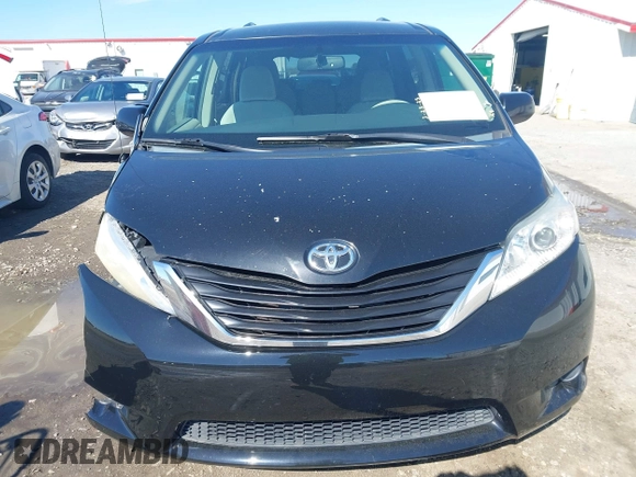 2012 Toyota Sienna LE AAS with VIN 5TDKK3DC3CS263240, listed as a IAAI auction lot 41810686 with 232,026 mi miles. Bid and sale history available at carsss.com. Image 12.