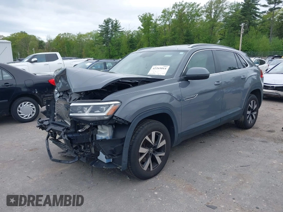 2020 Volkswagen Atlas SEL with VIN 1V2ME2CA3LC220933, listed as a IAAI auction lot 42265014 with 43,343 mi miles and . Bid and sale history available at DreamBid. Image 18.