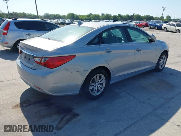 2012 Hyundai Sonata GLS with VIN 5NPEB4AC4CH359018, listed as a IAAI auction lot 42021133 with 218,567 mi miles. Bid and sale history available at carsss.com. Image 4.