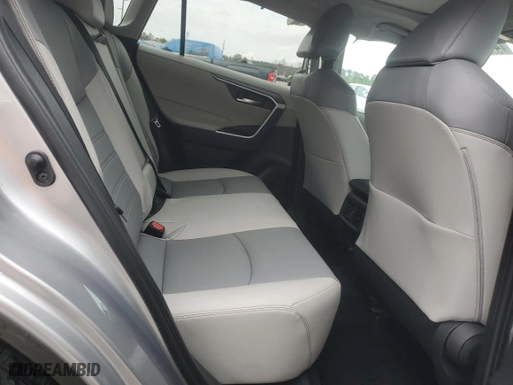 2022 Toyota RAV4 XLE Premium with VIN 2T3C1RFV1NC191630, listed as a Copart auction lot 44198815 with 10,699 mi miles and Salvage Title. Bid and sale history available at carsss.com. Image 11.