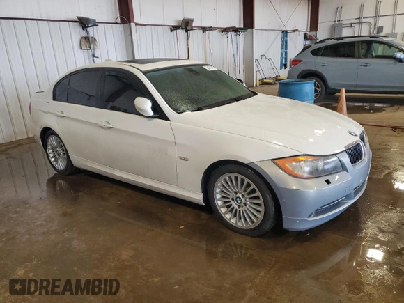 2009 BMW 3 Series 328i z VIN WBAPH57509NM32770, wystawiony jako Copart lot #54171475 z przebiegiem 179 642 mil mil oraz Szkoda całkowita • Salvage title. Historia ofert i sprzedaży dostępna na DreamBid. Obrazek 4.