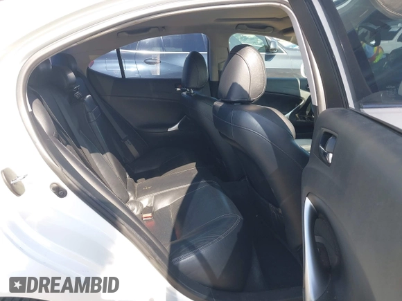 2011 Lexus IS 250 with VIN JTHBF5C27B5138799, listed as a IAAI auction lot 42452559 with 111,605 mi miles and . Bid and sale history available at DreamBid. Image 8.