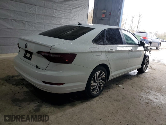 2021 Volkswagen Jetta SEL with VIN 3VWE57BU5MM001791, listed as a Copart auction lot 55122035 with 38,807 mi miles and Salvage title. Bid and sale history available at DreamBid. Image 3.