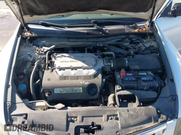 2009 Honda Accord EX-L with VIN 1HGCP36819A011542, listed as a IAAI auction lot 41764124 with 124,455 mi miles and . Bid and sale history available at DreamBid. Image 10.
