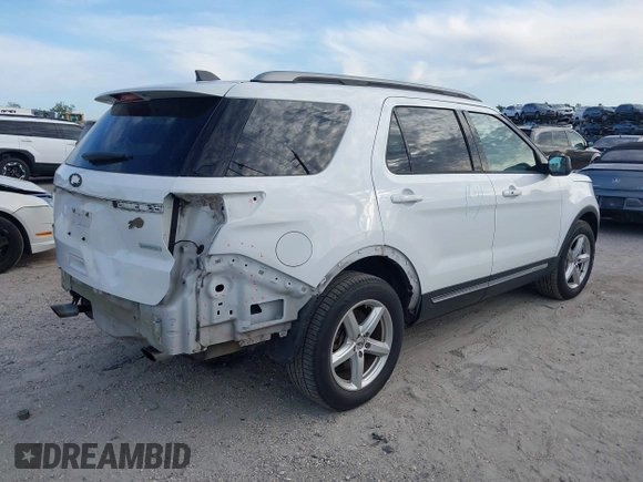 2018 Ford Explorer XLT with VIN 1FM5K7DH6JGA40337, listed as a IAAI auction lot 41901016 with 140,676 mi miles and . Bid and sale history available at DreamBid. Image 4.