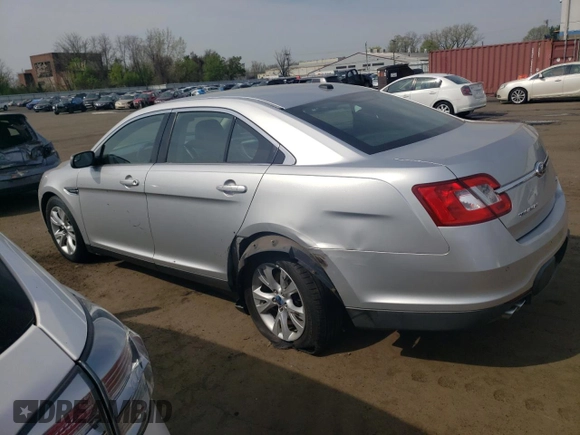 2012 Ford Taurus SEL z VIN 1FAHP2HW4CG129105, wystawiony jako Copart lot #54708445 z przebiegiem 201 450 mil mil oraz Szkoda całkowita • Salvage title. Historia ofert i sprzedaży dostępna na DreamBid. Obrazek 2.