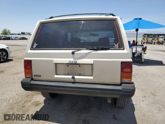 1993 Jeep Cherokee Sport с VIN 1J4FJ68S5PL642734, выставлен на аукционе Copart как лот 60755325 с пробегом 259 553 миль миль и Списание • Salvage title. История ставок и продаж доступна на DreamBid. Изображение 6.