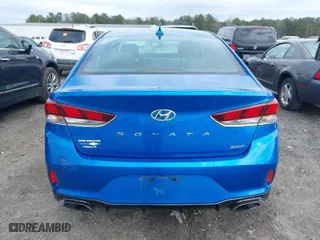 2019 Hyundai Sonata Sport with VIN 5NPE34AF2KH735382, listed as a IAAI auction lot 41815754 with 136,432 mi miles. Bid and sale history available at carsss.com. Image 17.