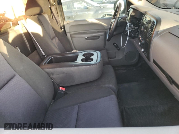 2011 GMC Sierra 1500 Work Truck z VIN 1GTN1TEX5BZ336641, wystawiony jako Copart lot #42432045 z przebiegiem 105 362 mil mil oraz Szkody całkowita. Historia ofert i sprzedaży dostępna na DreamBid. Obrazek 10.