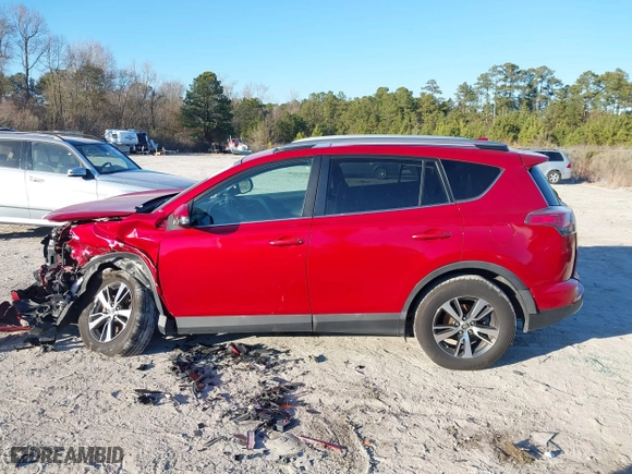 2017 Toyota RAV4 XLE with VIN 2T3RFREV7HW661708, listed as a IAAI auction lot 41367714 with 121,457 mi miles. Bid and sale history available at carsss.com. Image 14.