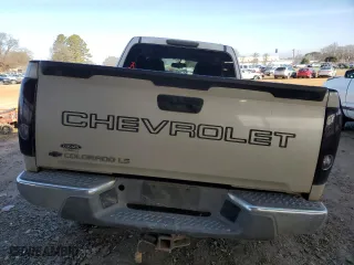 2005 Chevrolet Colorado LS Z71 with VIN 1GCDT196058219751, listed as a Copart auction lot 43018135 with 280,096 mi miles and Salvage Title. Bid and sale history available at carsss.com. Image 6.