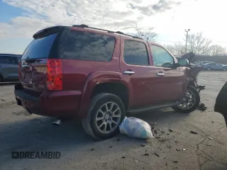 2009 GMC Yukon SLT w/4SA with VIN 1GKFK330X9R207168, listed as a Copart auction lot 85997244 with 123,227 mi miles and Salvage Title. Bid and sale history available at carsss.com. Image 3.
