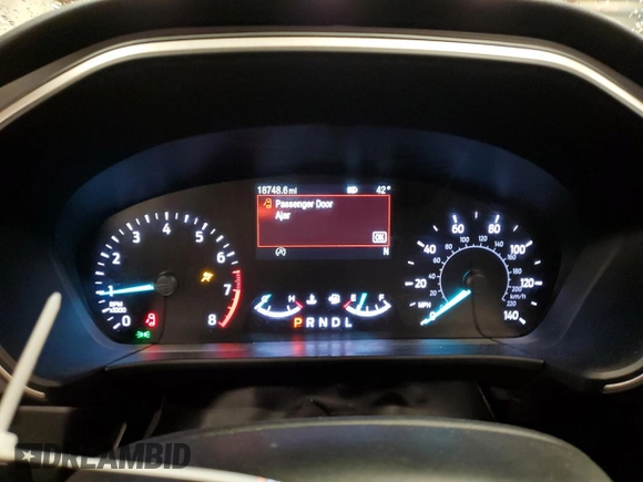 2020 Ford Escape SE with VIN 1FMCU9G6XLUB40792, listed as a Copart auction lot 49828565 with 18,748 mi miles and Salvage title. Bid and sale history available at DreamBid. Image 9.