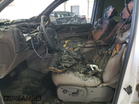2002 Oldsmobile Bravada z VIN 1GHDT13S922187283, wystawiony jako Copart lot #55023094 z przebiegiem Nie podano mil oraz Szkoda całkowita • Salvage title. Historia ofert i sprzedaży dostępna na DreamBid. Obrazek 7.