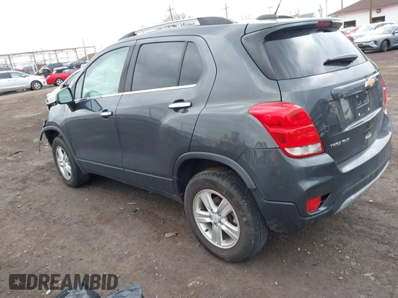 2018 Chevrolet Trax LT with VIN KL7CJPSB0JB664030, listed as a IAAI auction lot 41869632 with 68,710 mi miles. Bid and sale history available at carsss.com. Image 3.