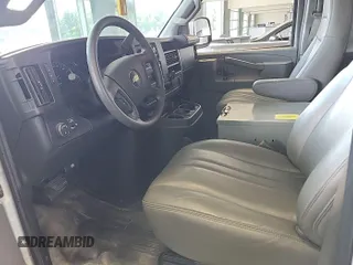 2020 Chevrolet Express Cargo с VIN 1GCWGAFG8L1242775, выставлен на аукционе IAAI как лот 42778536 с пробегом 120 532 миль миль и . История ставок и продаж доступна на DreamBid. Изображение 20.