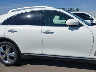 2011 Infiniti FX z VIN JN8AS1MW8BM734422, wystawiony jako IAAI lot #41896612 z przebiegiem 153 404 mil mil oraz . Historia ofert i sprzedaży dostępna na DreamBid. Obrazek 13.