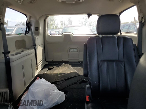 2014 Chrysler Town & Country Touring with VIN 2C4RC1BG8ER442049, listed as a Copart auction lot 55328745 with 229,762 mi miles and Clean Title. Bid and sale history available at DreamBid. Image 10.