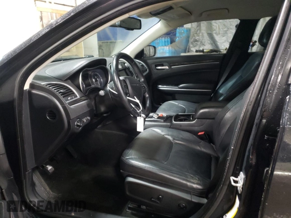 2015 Chrysler 300 Limited with VIN 2C3CCARG9FH810889, listed as a Copart auction lot 44935415 with 163,581 mi miles and Salvage Title. Bid and sale history available at carsss.com. Image 7.