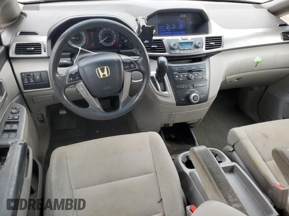 2013 Honda Odyssey EX z VIN 5FNRL5H40DB033400, wystawiony jako Copart lot #50552155 z przebiegiem 223 770 mil mil oraz Nie do naprawy. Historia ofert i sprzedaży dostępna na DreamBid. Obrazek 8.