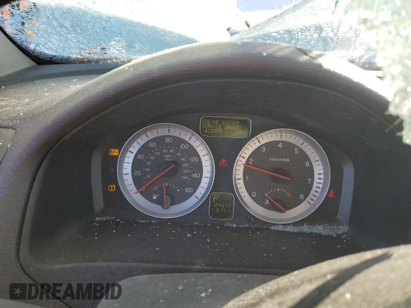 2013 Volvo C70 T5 with VIN YV1672MC7DJ136559, listed as a Copart auction lot 42863545 with 124,540 mi miles and Salvage Title. Bid and sale history available at carsss.com. Image 9.