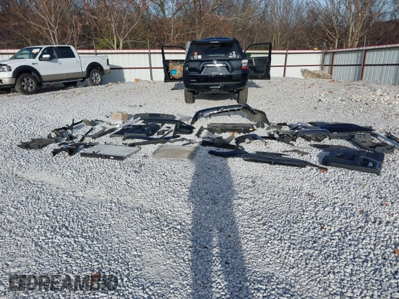 2023 Toyota 4Runner SR5 with VIN JTEMU5JR1P6125611, listed as a IAAI auction lot 41039223 with 35,923 mi miles and . Bid and sale history available at DreamBid. Image 19.