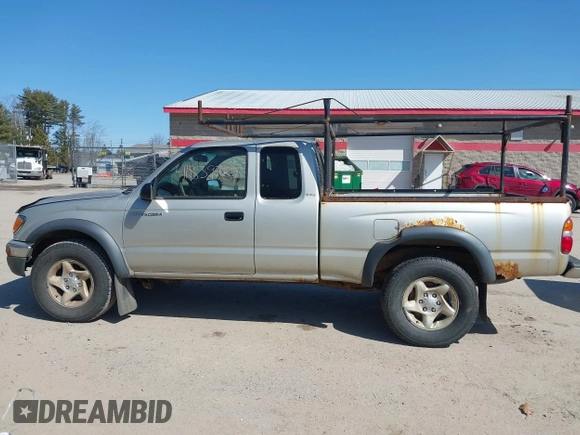 2003 Toyota Tacoma with VIN 5TEWN72N93Z225924, listed as a IAAI auction lot 41839787 with 308,638 mi miles. Bid and sale history available at carsss.com. Image 14.