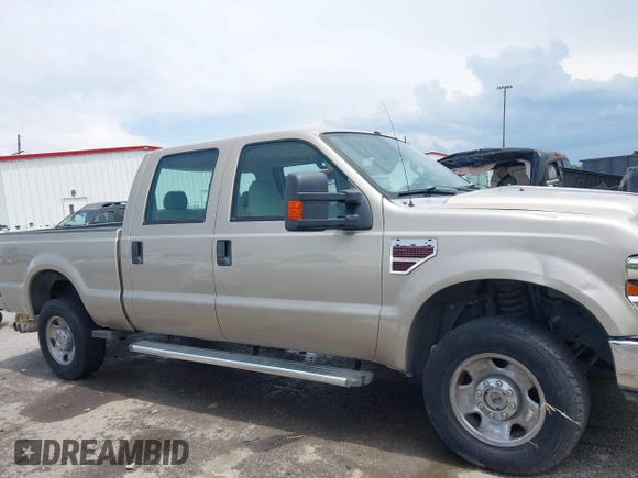 2008 Ford F-250 XL z VIN 1FTSW21R78EB62299, wystawiony jako IAAI lot #42380289 z przebiegiem 101 675 mil mil oraz . Historia ofert i sprzedaży dostępna na DreamBid. Obrazek 13.