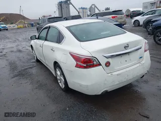 2013 Nissan Altima 2.5 SL with VIN 1N4AL3AP0DC106046, listed as a IAAI auction lot 41832840 with 98,522 mi miles. Bid and sale history available at carsss.com. Image 3.