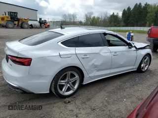 2022 Audi A5 Sportback S line Premium Plus z VIN WAUFACF59NA018118, wystawiony jako Copart lot #55637735 z przebiegiem 34 568 mil mil oraz Szkody całkowita. Historia ofert i sprzedaży dostępna na DreamBid. Obrazek 3.