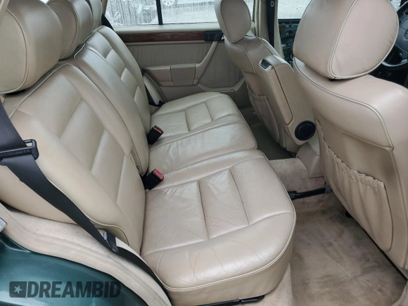 1993 Mercedes-Benz 300 with VIN WDBEA92E7PF259851, listed as a Copart auction lot 50561015 with 214,346 mi miles and Salvage Title. Bid and sale history available at DreamBid. Image 10.