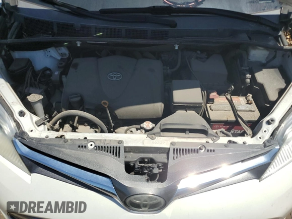 2020 Toyota Sienna XLE Auto Access Seat z VIN 5TDYZ3DC2LS055002, wystawiony jako Copart lot #56476025 z przebiegiem 69 497 mil mil oraz Szkoda całkowita • Salvage title. Historia ofert i sprzedaży dostępna na DreamBid. Obrazek 12.