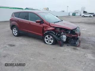 2014 Ford Escape SE with VIN 1FMCU0GXXEUE51422, listed as a IAAI auction lot 41487556 with 30,445 mi miles. Bid and sale history available at carsss.com. Image 1.