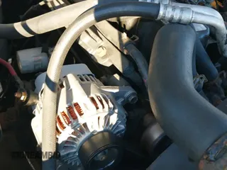 2002 Jeep Wrangler Sport z VIN 1J4FA49SX2P757348, wystawiony jako IAAI lot #43535753 z przebiegiem 176 863 mil mil oraz . Historia ofert i sprzedaży dostępna na DreamBid. Obrazek 12.