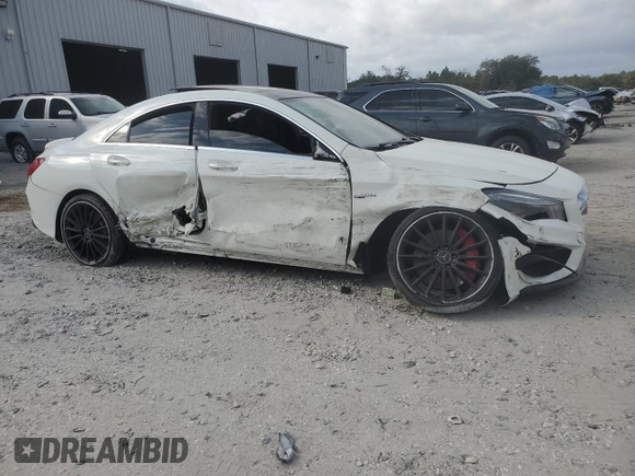 2014 Mercedes-Benz CLA 45 AMG with VIN WDDSJ5CB1EN104951, listed as a Copart auction lot 86625074 with 84,797 mi miles and Salvage title. Bid and sale history available at DreamBid. Image 4.