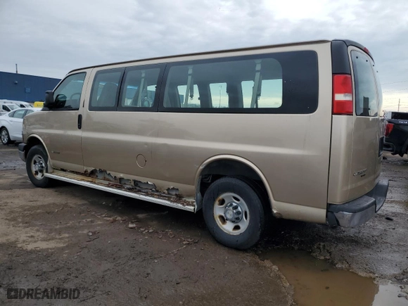 2006 Chevrolet Express Passenger with VIN 1GAHG39U561269015, listed as a Copart auction lot 46694605 with 91,316 mi miles and Clean Title. Bid and sale history available at carsss.com. Image 2.