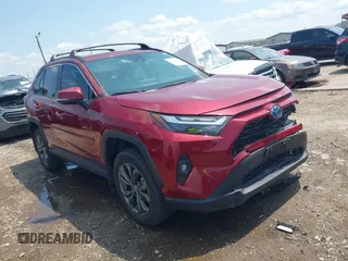 2024 Toyota RAV4 Hybrid XLE Premium z VIN 4T3B6RFV1RU157916, wystawiony jako IAAI lot #42368567 z przebiegiem 14 304 mil mil oraz . Historia ofert i sprzedaży dostępna na DreamBid. Obrazek 1.