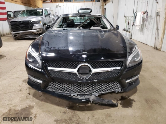 2013 Mercedes-Benz SL-Class SL 550 with VIN WDDJK7DA8DF015719, listed as a Copart auction lot 70886274 with 45,763 mi miles and Salvage Title. Bid and sale history available at carsss.com. Image 5.