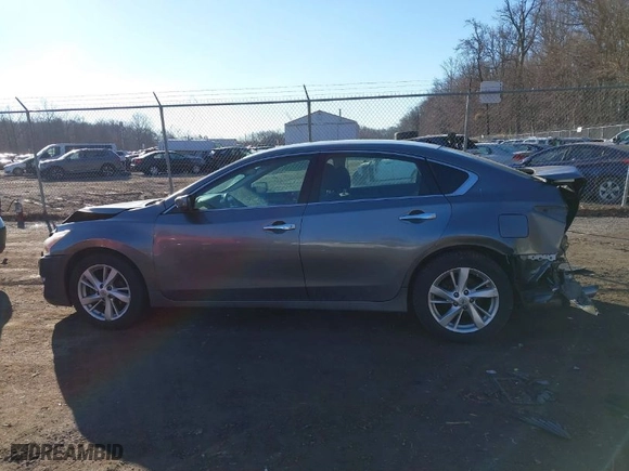 2014 Nissan Altima 2.5 S with VIN 1N4AL3AP2EC422615, listed as a IAAI auction lot 41687465 with NaN miles. Bid and sale history available at carsss.com. Image 14.