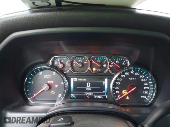 2018 GMC Sierra 2500HD SLT with VIN 1GT12TEY9JF279932, listed as a IAAI auction lot 41583208 with 70,465 mi miles. Bid and sale history available at carsss.com. Image 7.