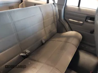 1996 Jeep Cherokee SE z VIN 1J4FJ28S8TL200825, wystawiony jako IAAI lot #42513038 z przebiegiem 226 914 mil mil oraz . Historia ofert i sprzedaży dostępna na DreamBid. Obrazek 8.