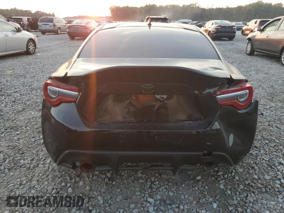 2019 Toyota 86 GT z VIN JF1ZNAE10K9702629, wystawiony jako Copart lot #43239885 z przebiegiem 72 261 mil mil oraz Szkoda całkowita • Salvage title. Historia ofert i sprzedaży dostępna na DreamBid. Obrazek 6.