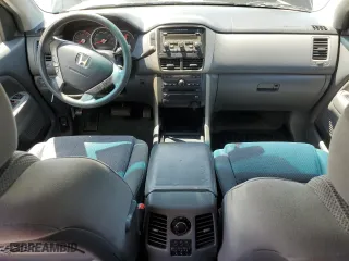 2008 Honda Pilot SE with VIN 5FNYF28318B012361, listed as a Copart auction lot 84282794 with 233,975 mi miles and Salvage Title. Bid and sale history available at carsss.com. Image 8.