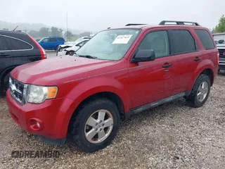 2011 Ford Escape XLT с VIN 1FMCU9D7XBKB32540, выставлен на аукционе IAAI как лот 42327433 с пробегом 73 075 миль миль и . История ставок и продаж доступна на DreamBid. Изображение 2.