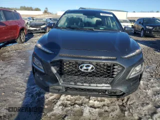 2018 Hyundai Kona SE с VIN KM8K12AAXJU081149, выставлен на аукционе Copart как лот 89287375 с пробегом 57 611 миль миль и Списание • Salvage title. История ставок и продаж доступна на DreamBid. Изображение 5.