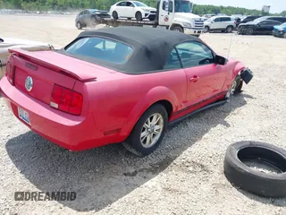 2007 Ford Mustang Deluxe with VIN 1ZVFT84N375235279, listed as a IAAI auction lot 42580211 with 57,791 mi miles and . Bid and sale history available at DreamBid. Image 4.