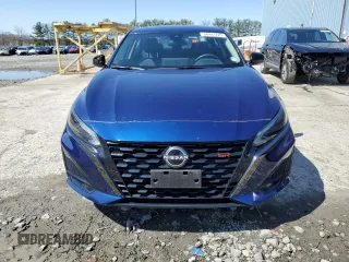 2023 Nissan Altima SR z VIN 1N4BL4CW8PN331807, wystawiony jako Copart lot #50441725 z przebiegiem 8 230 mil mil oraz Szkoda całkowita • Salvage title. Historia ofert i sprzedaży dostępna na DreamBid. Obrazek 5.