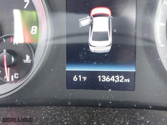 2019 Hyundai Sonata Sport with VIN 5NPE34AF2KH735382, listed as a IAAI auction lot 41815754 with 136,432 mi miles. Bid and sale history available at carsss.com. Image 16.