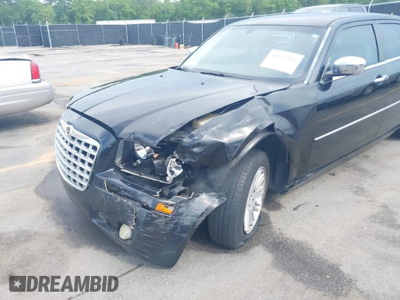 2010 Chrysler 300 Touring with VIN 2C3CA5CV3AH195530, listed as a IAAI auction lot 42103512 with 291,724 mi miles and . Bid and sale history available at DreamBid. Image 6.