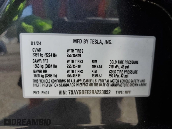 2024 Tesla Model Y Long Range z VIN 7SAYGDEE2RA223052, wystawiony jako Copart lot #61485025 z przebiegiem 13 268 mil mil oraz Szkoda całkowita • Salvage title. Historia ofert i sprzedaży dostępna na DreamBid. Obrazek 12.
